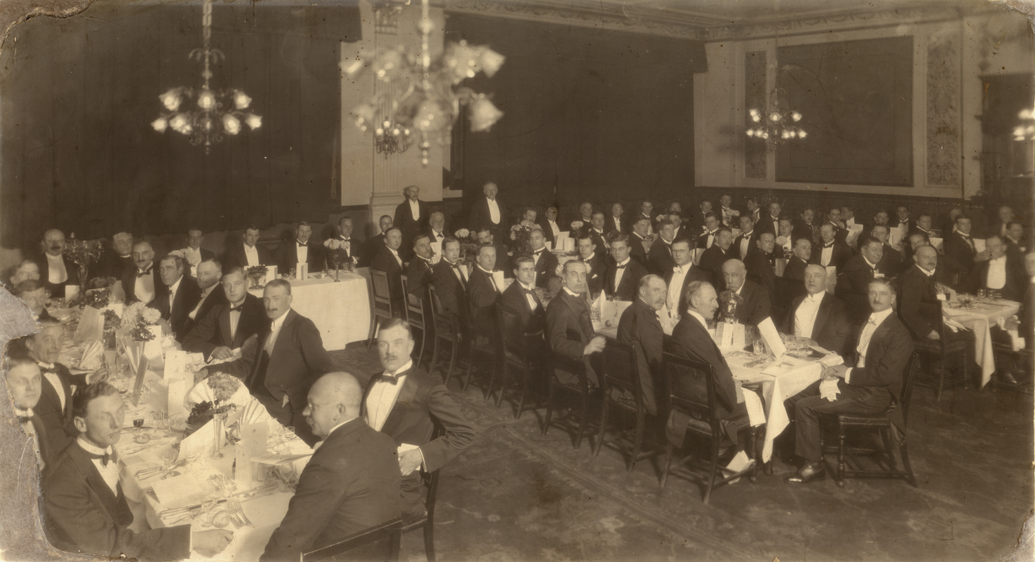 Photograph of Downing Association founding dinner, 1922