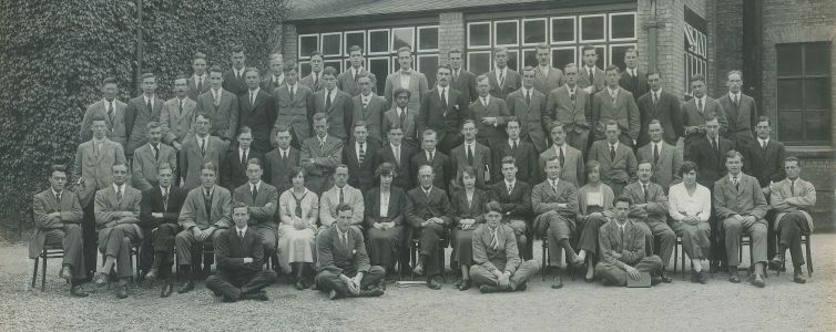 Photograph of Cambridge medical students, 1920