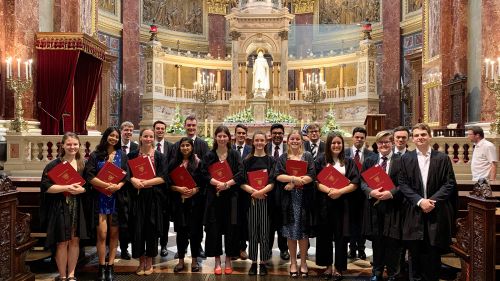 Chapel Choir tours Hungary